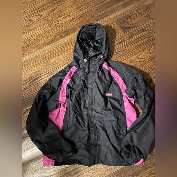 Coleman raincoat - Picture 1 of 7